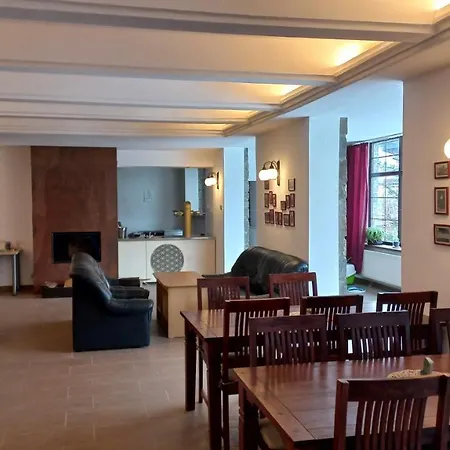 Veghouse - U Plaze Guest house *