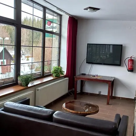 Veghouse - U Plaze Guest house *